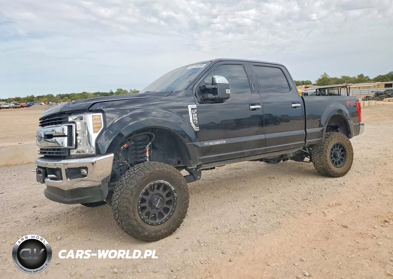 2018 Ford F250 Super Duty VIN:1FT7W2BT6JEB51980 - 1
