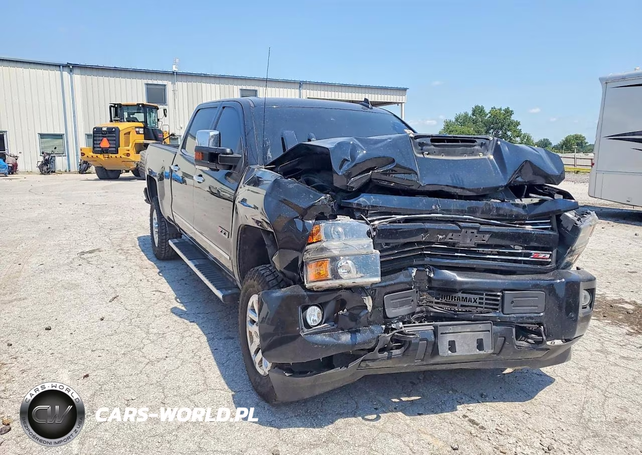 2018 Chevrolet Silverado K3500 Ltz VIN:1GC4K0EY0JF152935 - 4