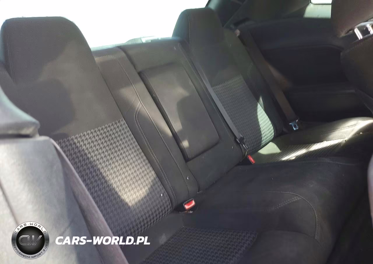 2016 Dodge Challenger Sxt VIN:2C3CDZAGXGH107813 - 10