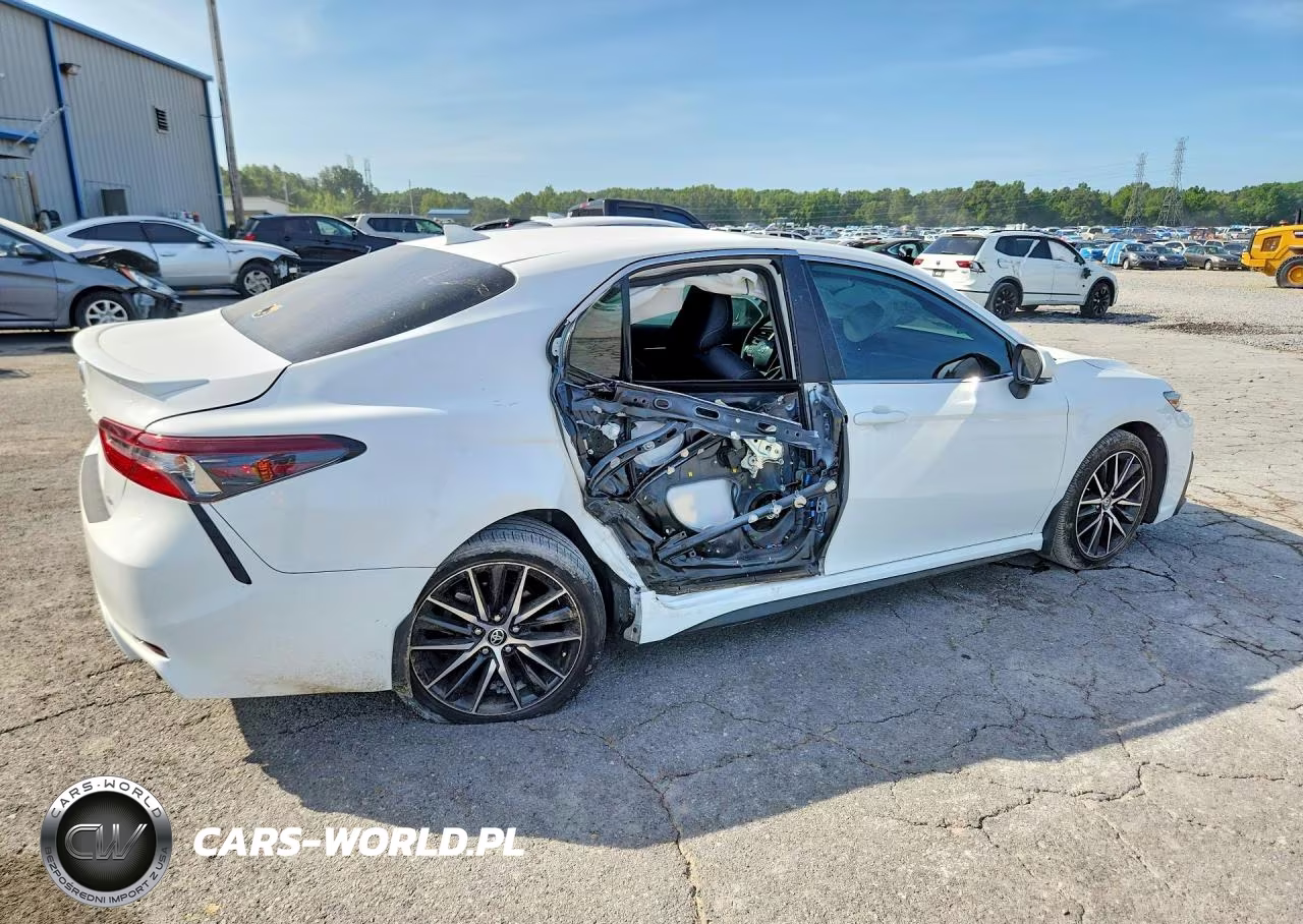 2023 Toyota Camry Se VIN:4T1T11AK8PU775547 - 3