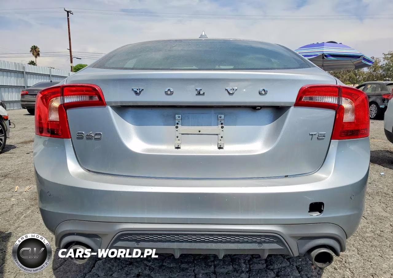 2017 Volvo S60 VIN:YV126MFL0H2438057 - 6
