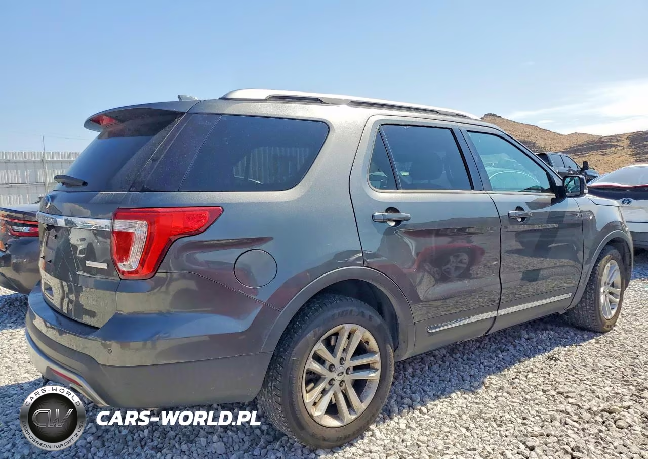 2016 Ford Explorer Xlt VIN:1FM5K7DH7GGC34593 - 3