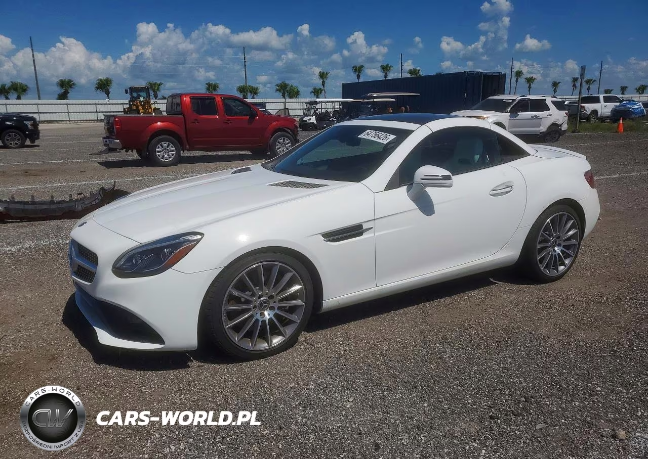 2018 Mercedes-Benz Slc 300 – zdjęcie 1 z 12