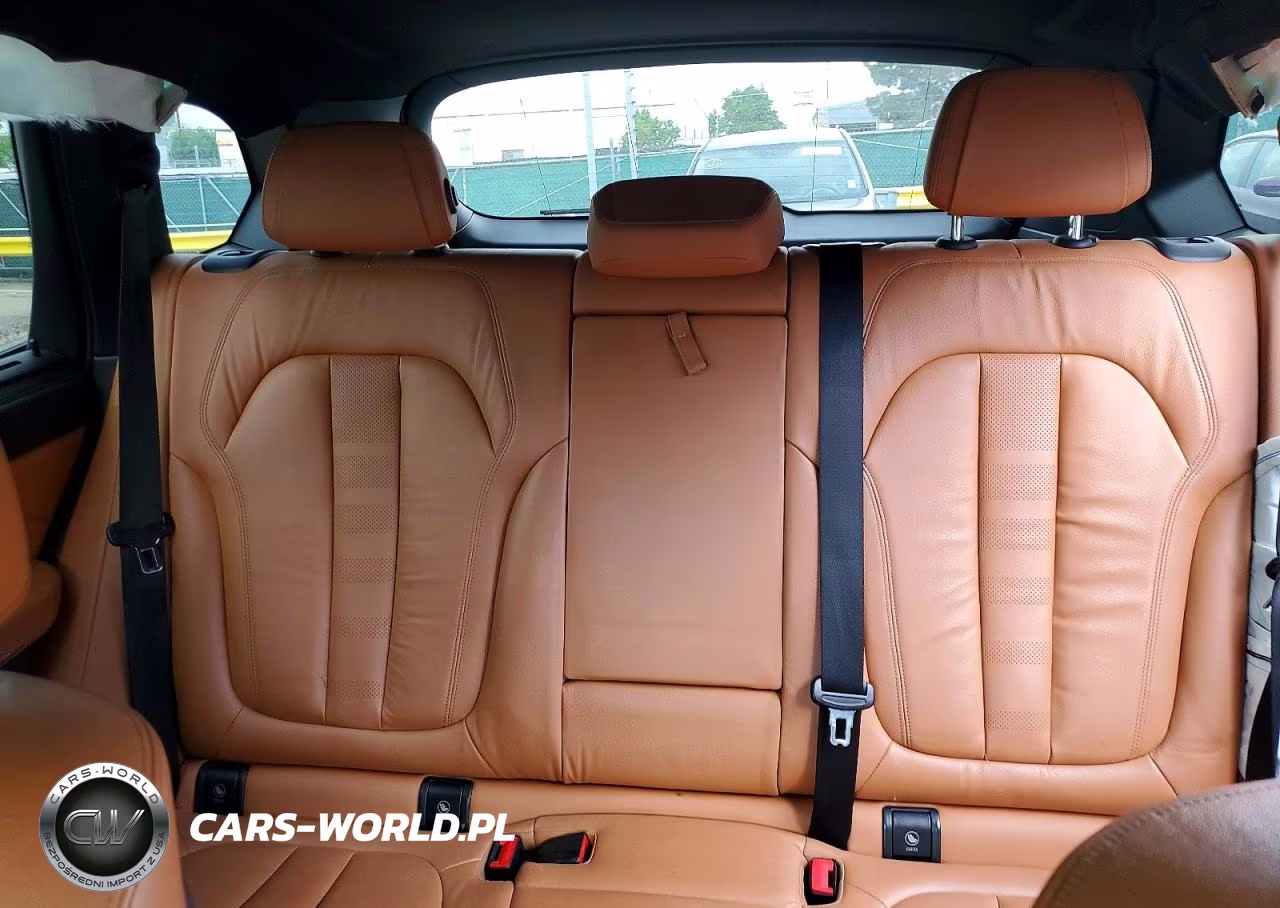 2019 BMW X5 xDrive40I VIN:5UXCR6C50KLK86655 - 10