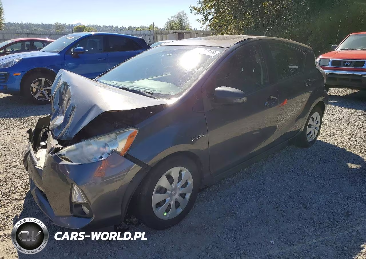 2013 Toyota Prius C Four