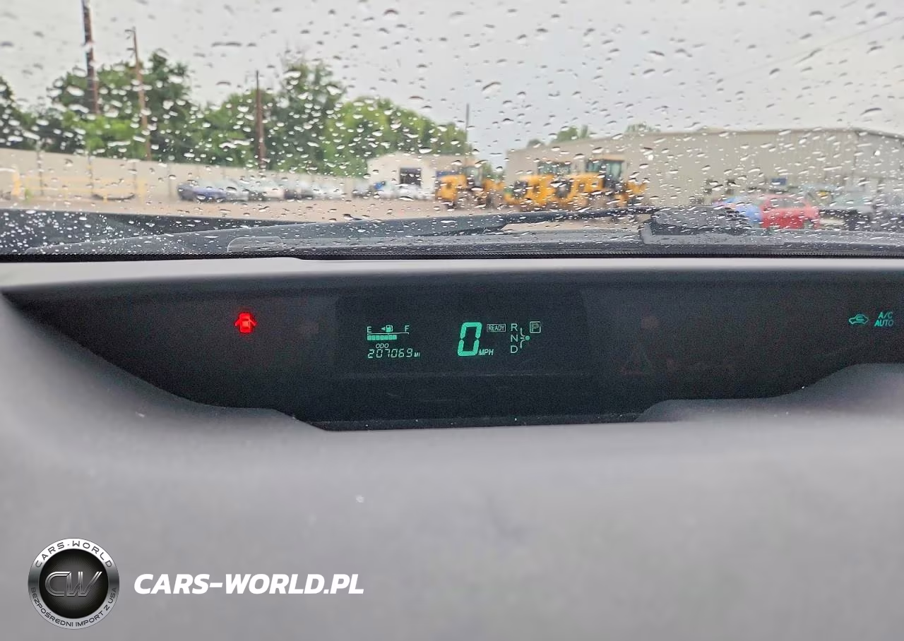2005 Toyota Prius Base VIN:JTDKB20U053125796 - 9
