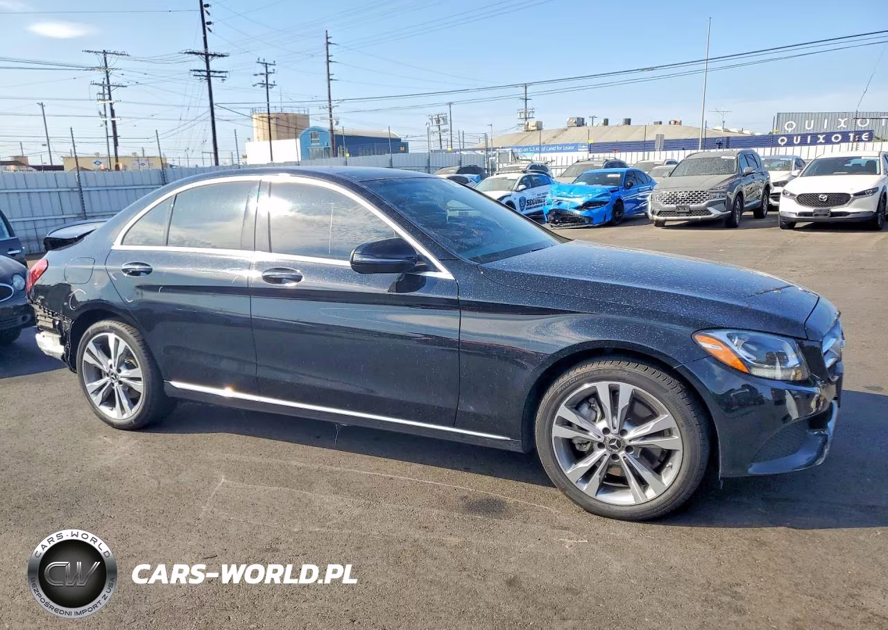 2018 Mercedes-Benz C 300 4Matic VIN:55SWF4KB7JU236256 - 4