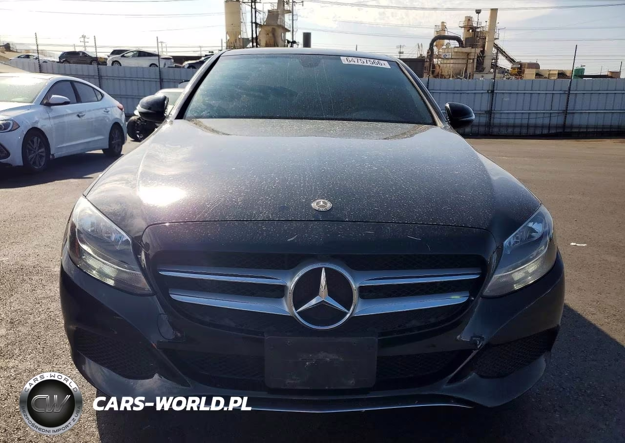 2018 Mercedes-Benz C 300 4Matic VIN:55SWF4KB7JU236256 - 5
