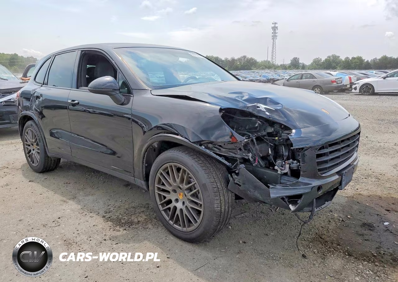 2017 Porsche Cayenne VIN:WP1AA2A25HKA81735 - 4