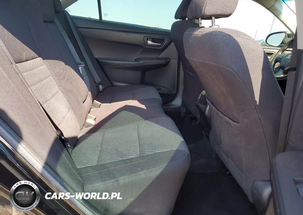 2017 Toyota Camry Le VIN:4T1BF1FK6HU736446 - 10