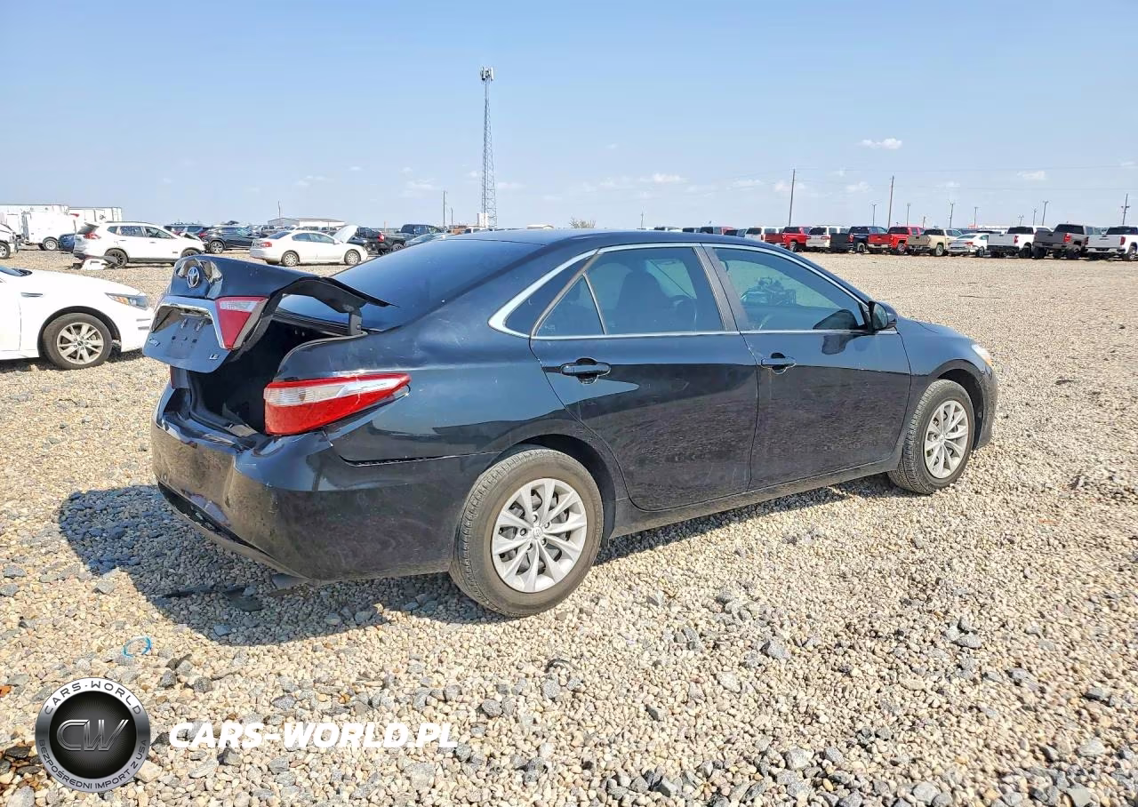 2017 Toyota Camry Le VIN:4T1BF1FK6HU736446 - 3