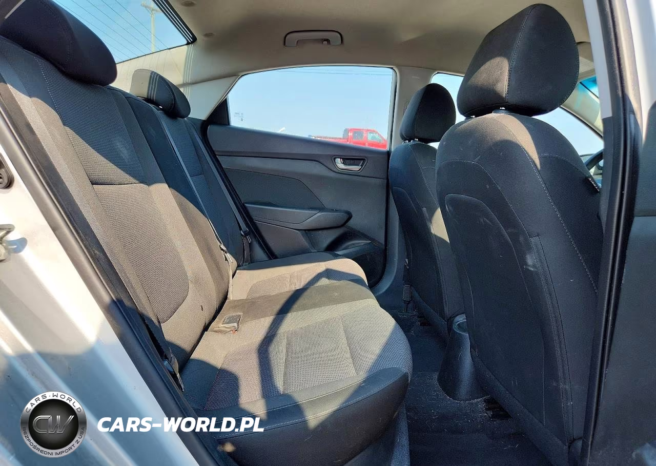 2019 Hyundai Accent Se VIN:3KPC24A36KE038673 - 10