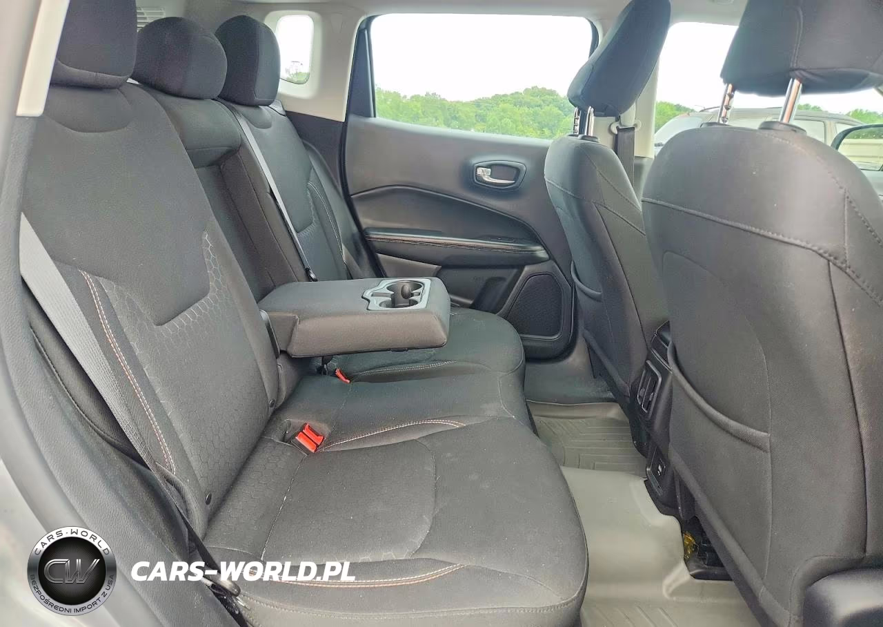 2018 Jeep Compass Sport VIN:3C4NJDAB9JT478819 - 10