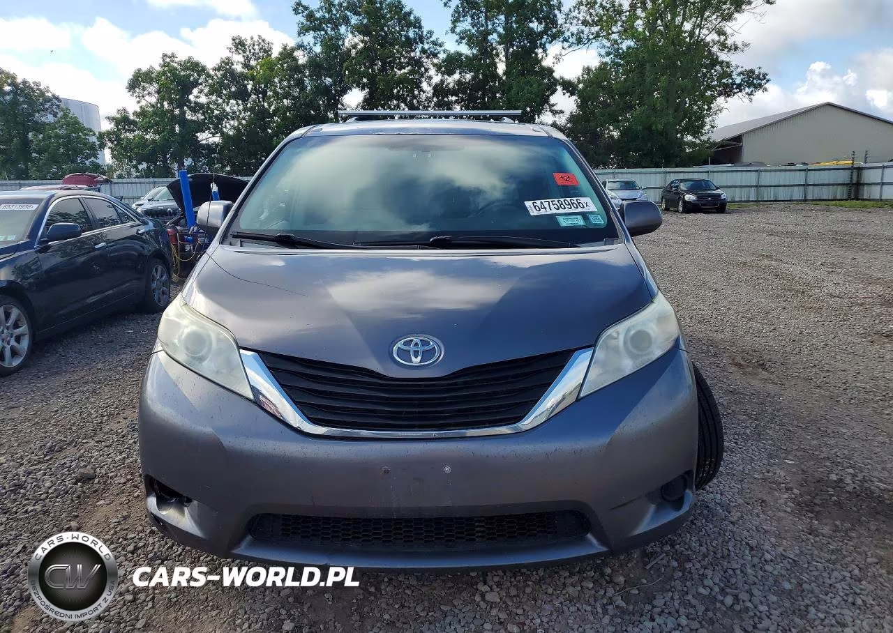 2011 Toyota Sienna Le VIN:5TDKK3DC5BS162036 - 5