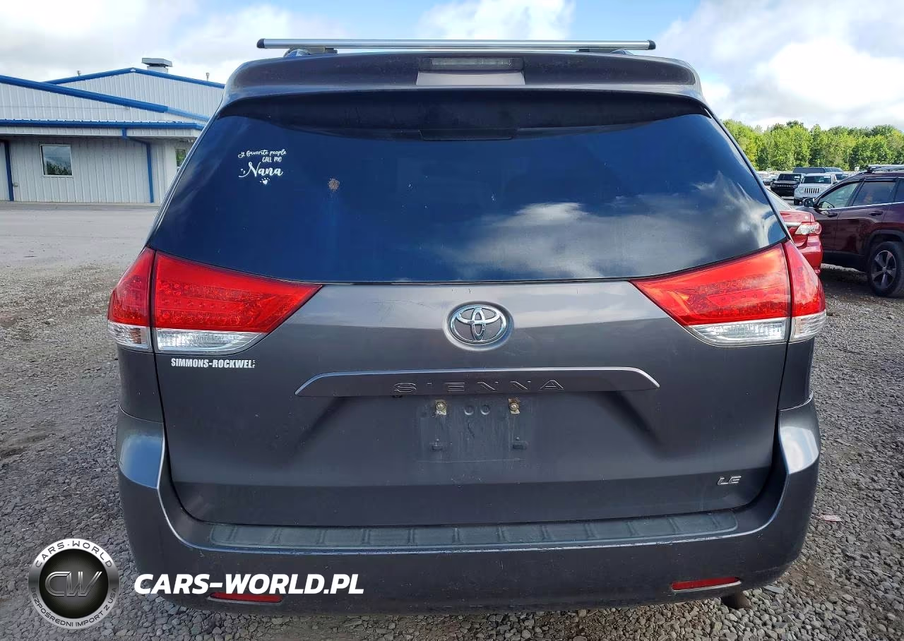 2011 Toyota Sienna Le VIN:5TDKK3DC5BS162036 - 6