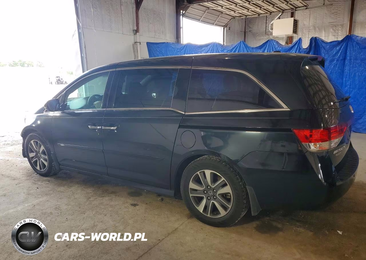 2016 Honda Odyssey Touring VIN:5FNRL5H90GB002700 - 2