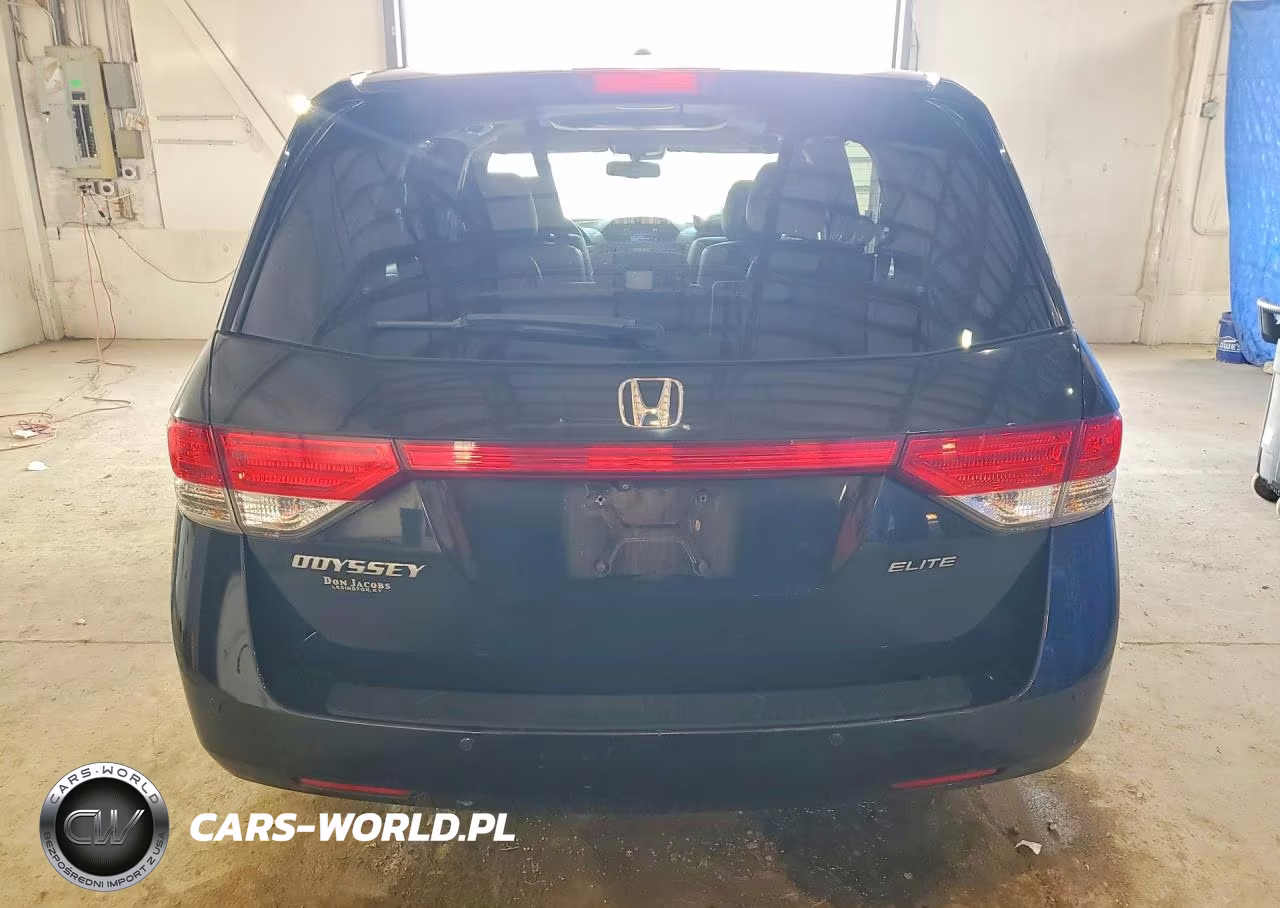 2016 Honda Odyssey Touring VIN:5FNRL5H90GB002700 - 6