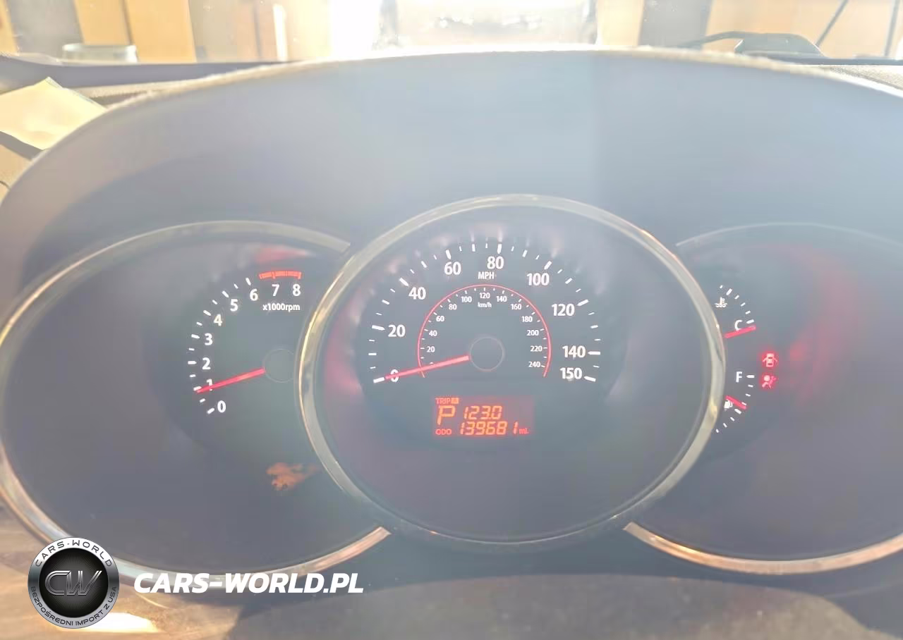 2011 Kia Sorento Lx VIN:5XYKTDA14BG046989 - 9