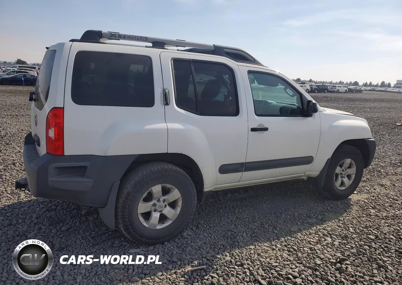 2013 Nissan Xterra X VIN:5N1AN0NW0DN811949 - 3
