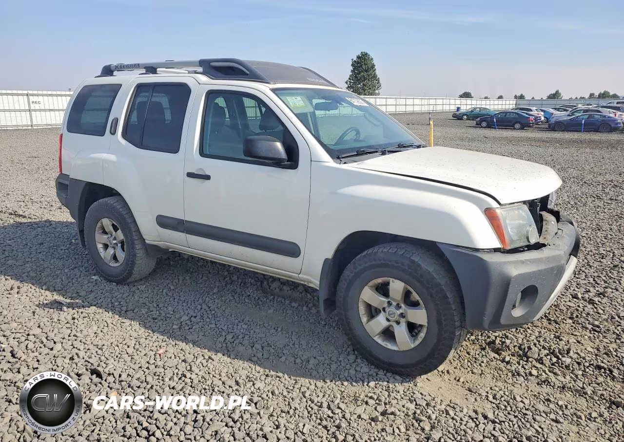 2013 Nissan Xterra X VIN:5N1AN0NW0DN811949 - 4