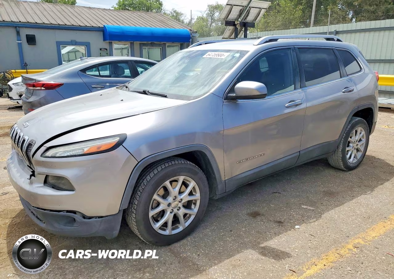 2015 Jeep Cheeroke VIN:1C4PJLCB7FW616438 - 1
