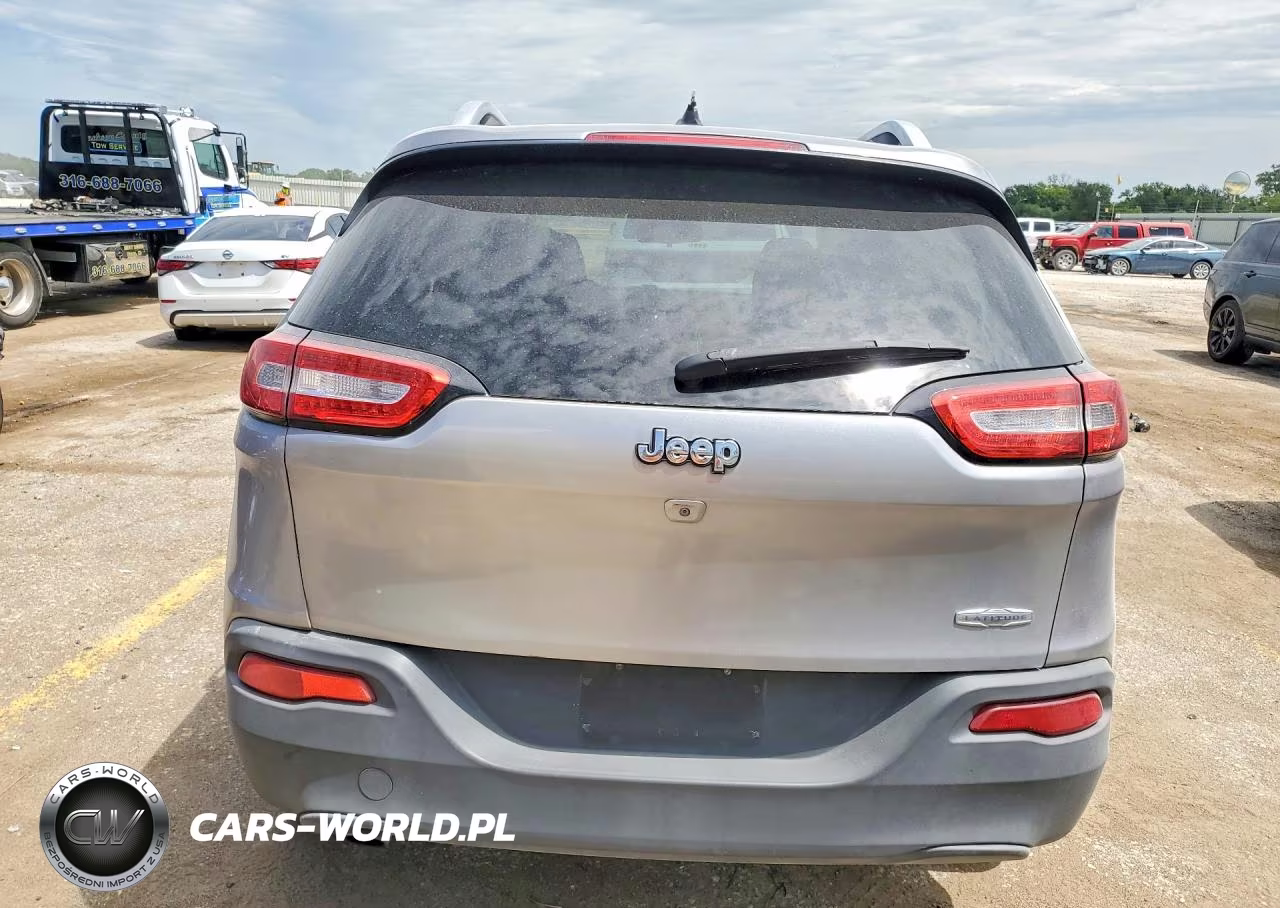 2015 Jeep Cheeroke VIN:1C4PJLCB7FW616438 - 6