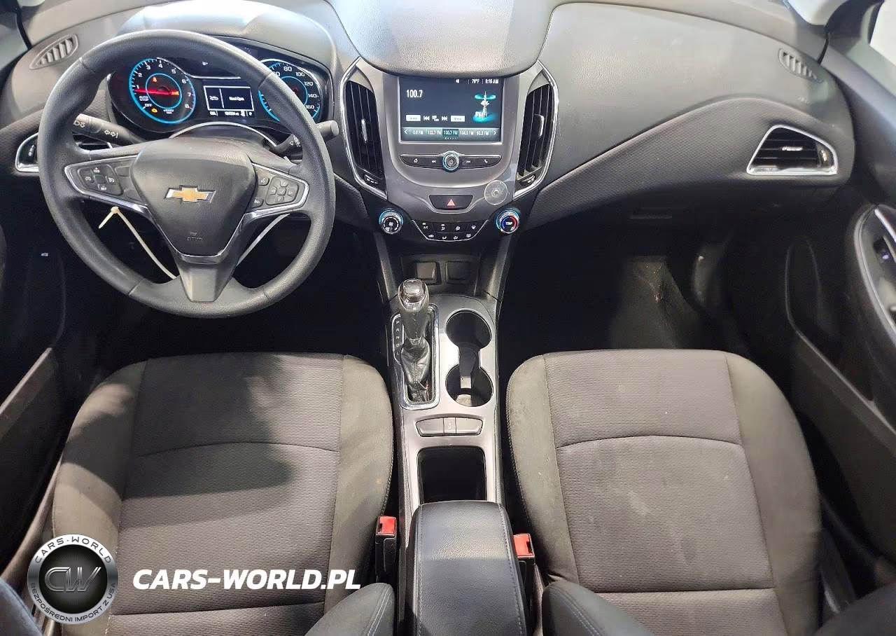 2018 Chevrolet Cruze Lt VIN:1G1BE5SM1J7215475 - 8