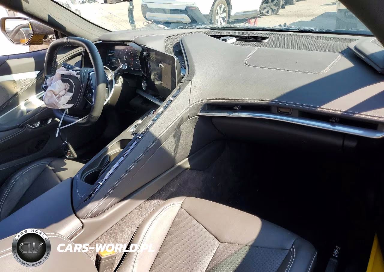 2025 Chevrolet Corvette Stingray 2Lt VIN:1G1YB2D48S5103932 - 8
