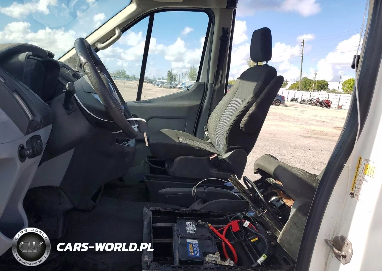2019 Ford Transit-250 VIN:1FTYR2CM3KKB83615 - 7