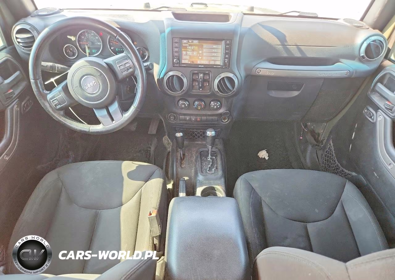 2016 Jeep Wrangler Unlimited Sport VIN:1C4BJWDG3GL105981 - 8