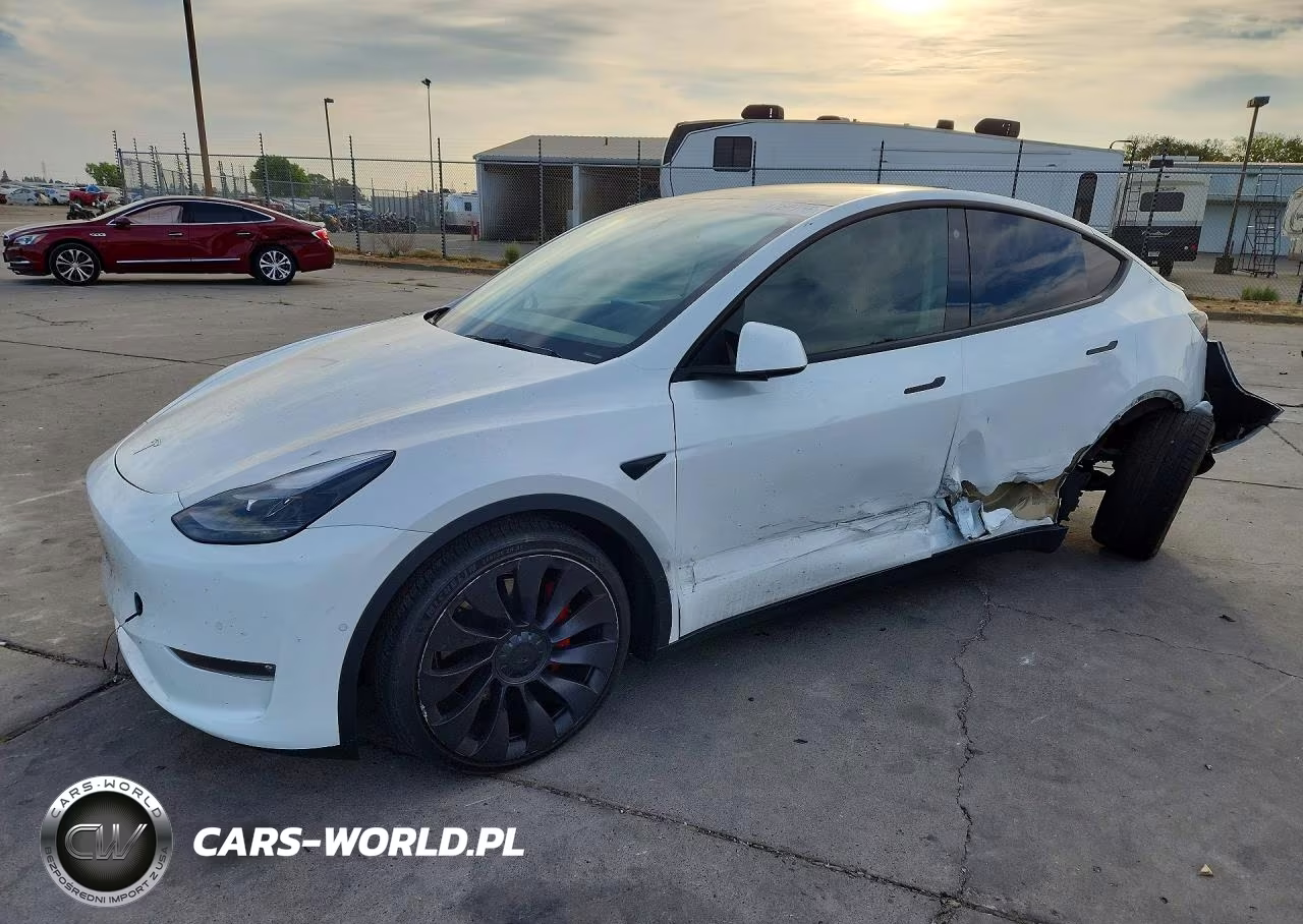 2021 Tesla Model Y – zdjęcie 1 z 12