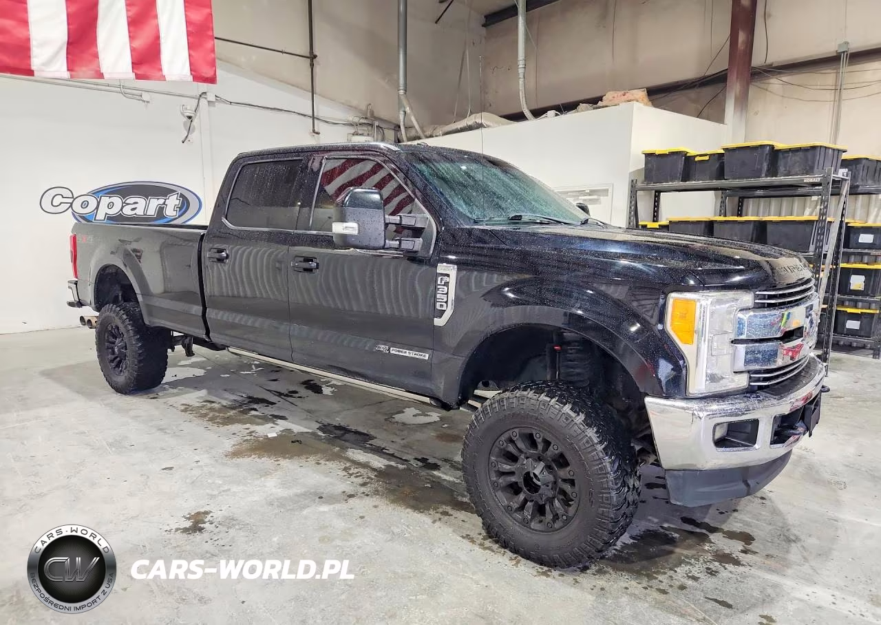 2017 Ford F350 Super Duty VIN:1FT8W3BTXHEE63031 - 4