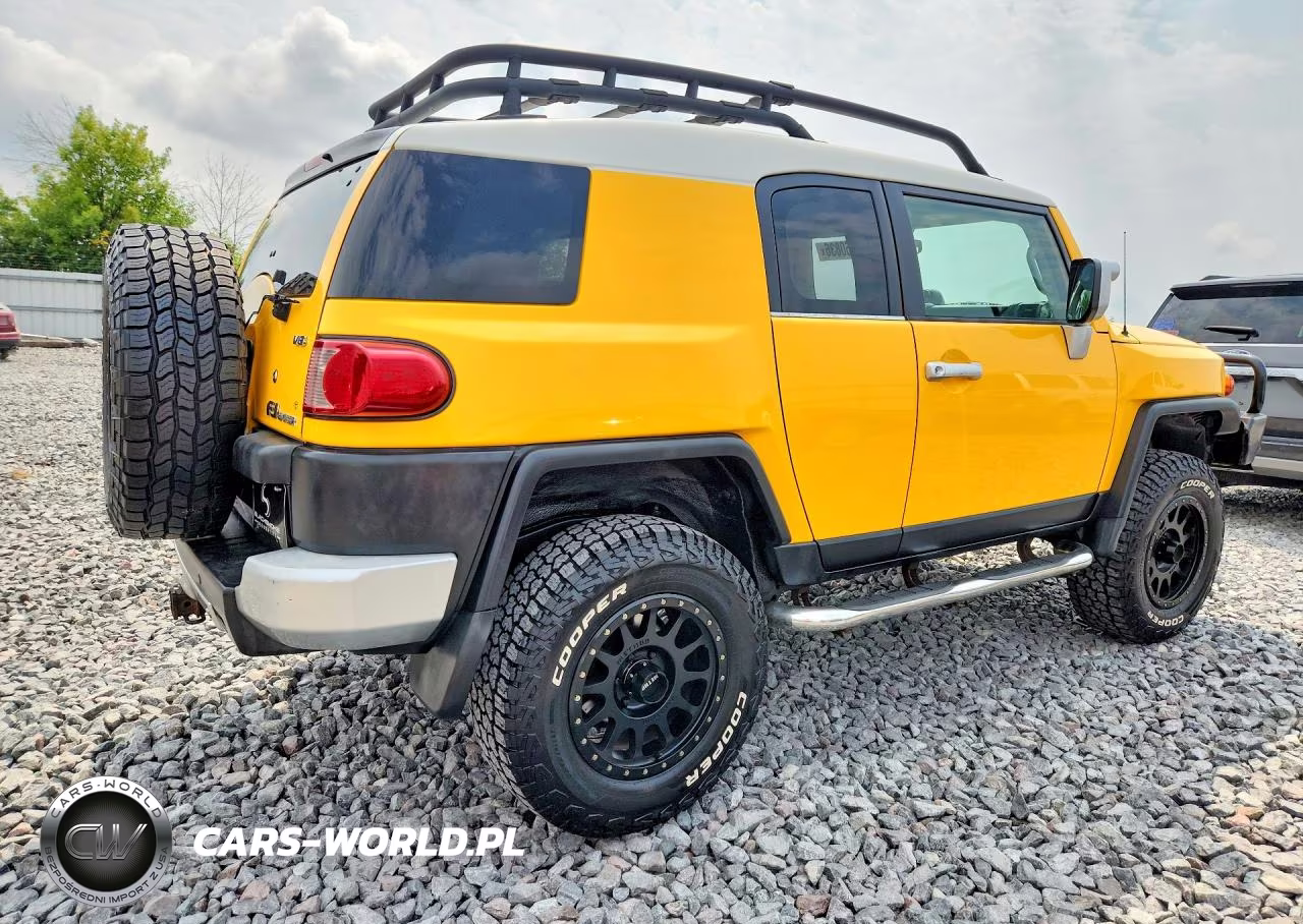 2007 Toyota Fj Cruiser Base VIN:JTEBU11F270034792 - 3