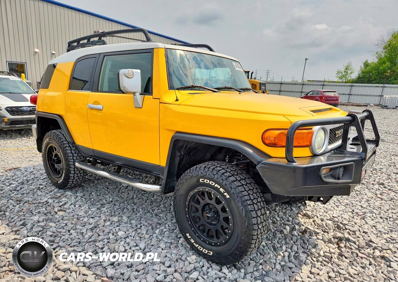 2007 Toyota Fj Cruiser Base VIN:JTEBU11F270034792 - 4