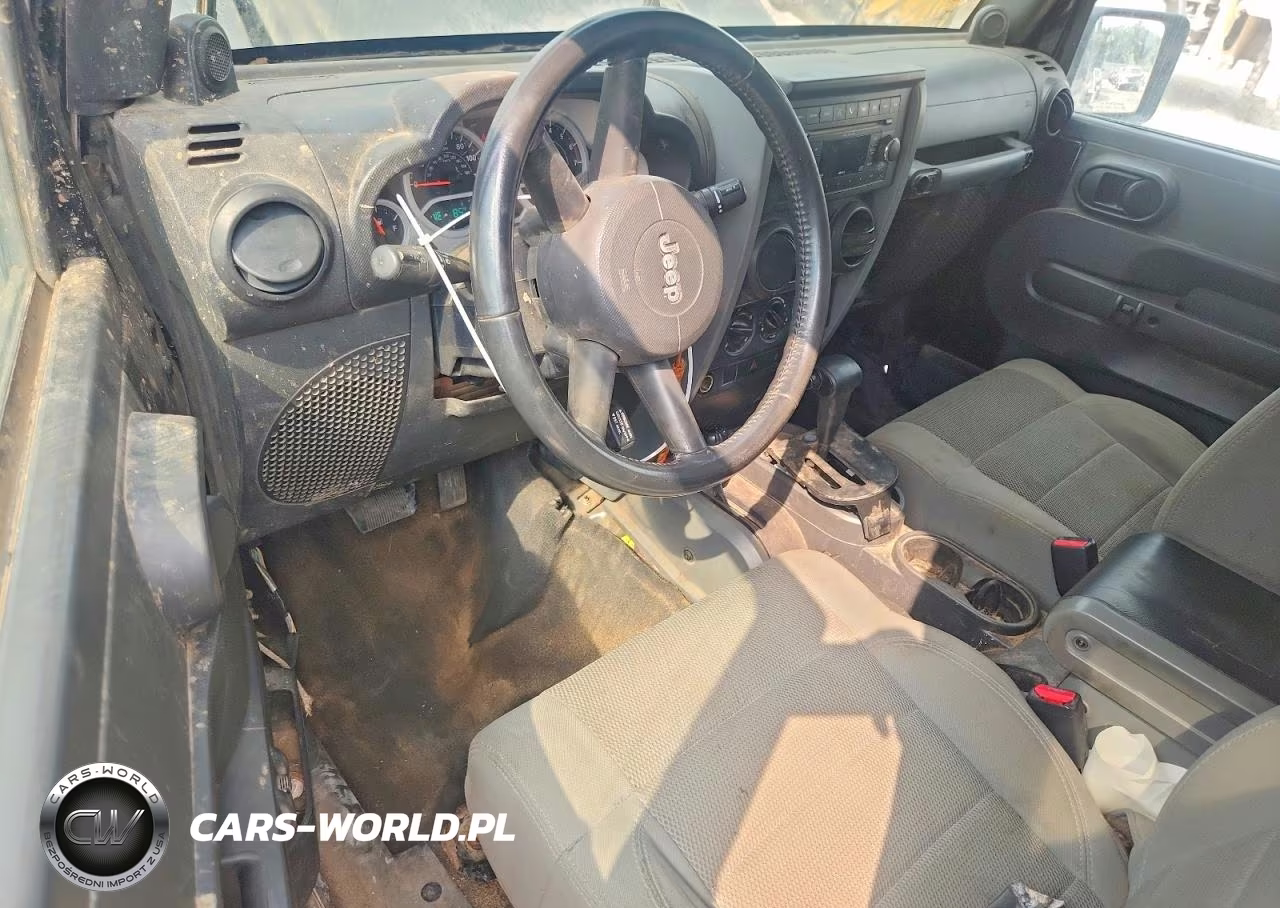 2007 Jeep Wrangler Sahara VIN:1J4GA59107L185853 - 8