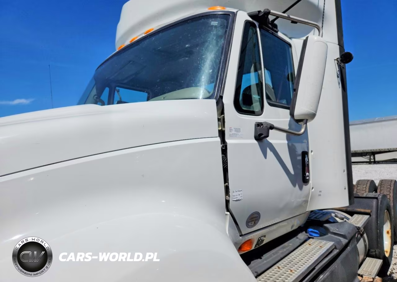 2016 International Prostar - Semi Truck VIN:3HSDJAPRXGN379851 - 12