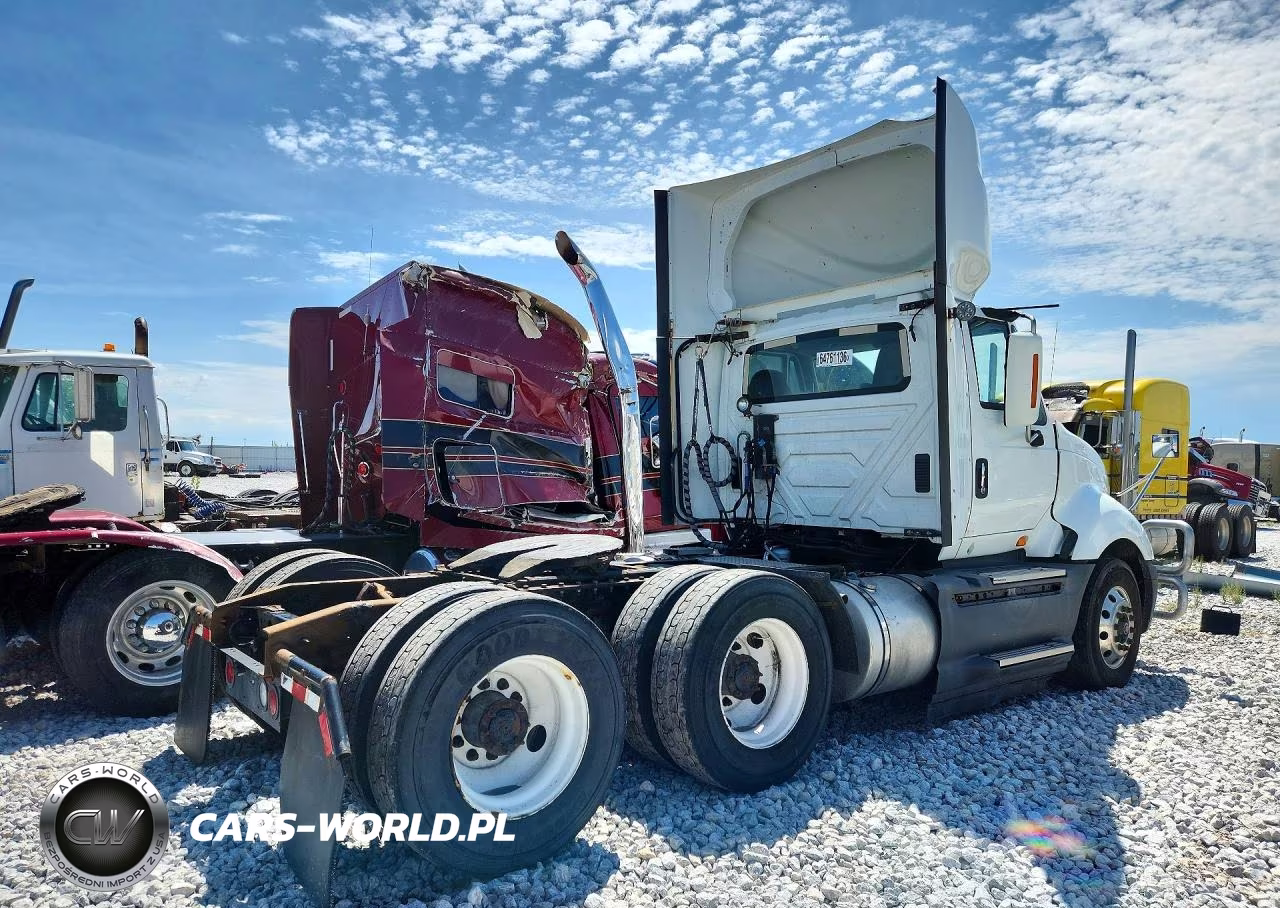 2016 International Prostar - Semi Truck VIN:3HSDJAPRXGN379851 - 3