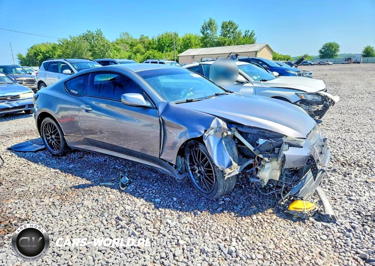 2010 Hyundai Genesis Coupe 2.0T VIN:KMHHT6KD4AU014096 - 4