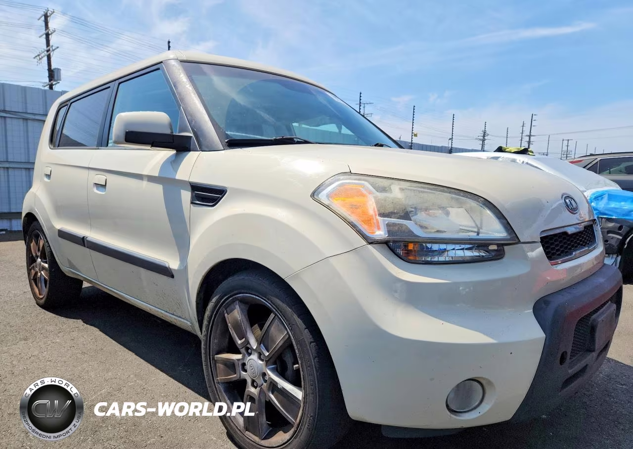 2010 Kia Soul + VIN:KNDJT2A28A7049589 - 4