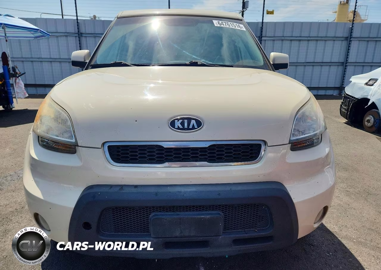 2010 Kia Soul + VIN:KNDJT2A28A7049589 - 5