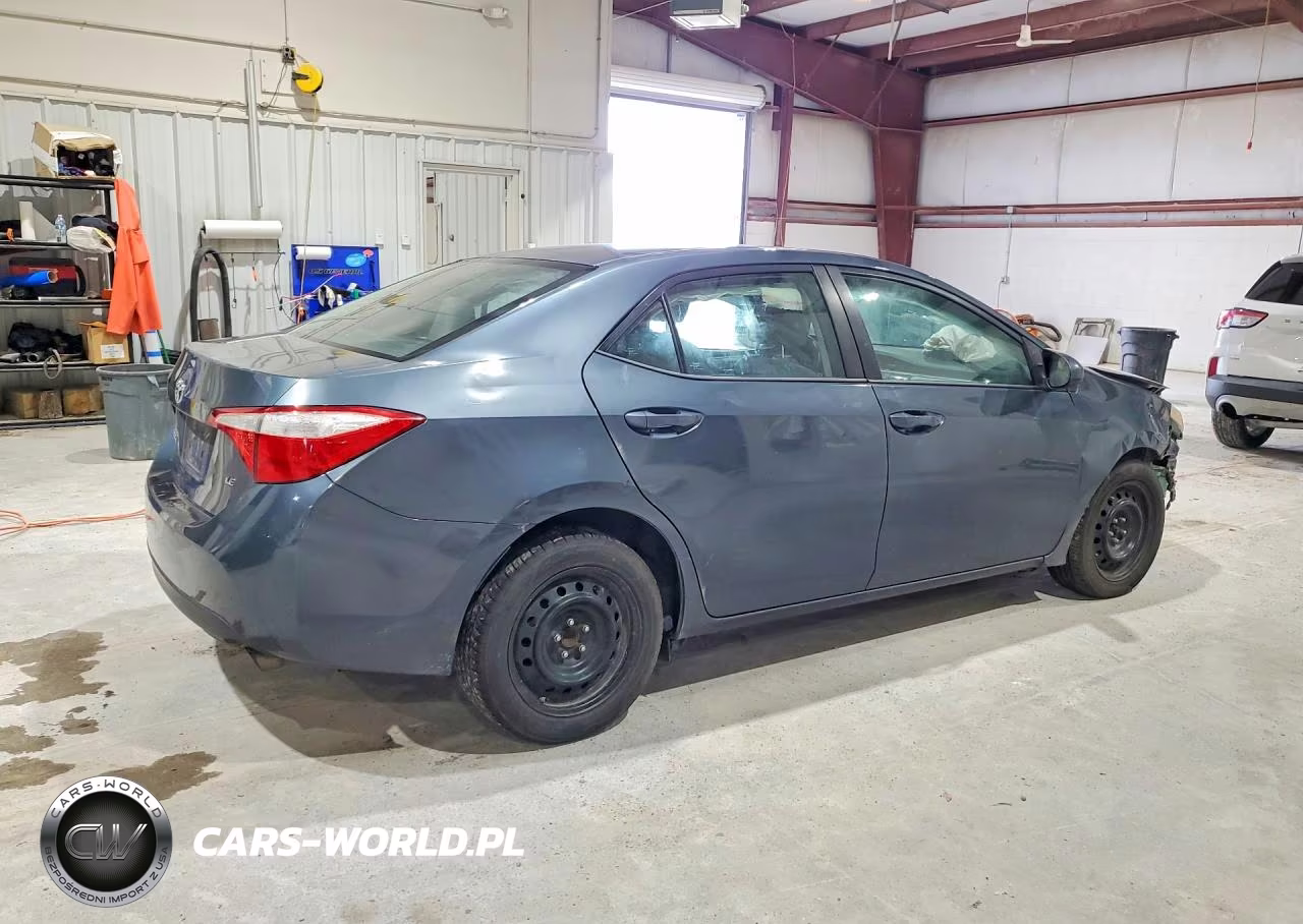 2015 Toyota Corolla Le VIN:5YFBURHE9FP277469 - 3