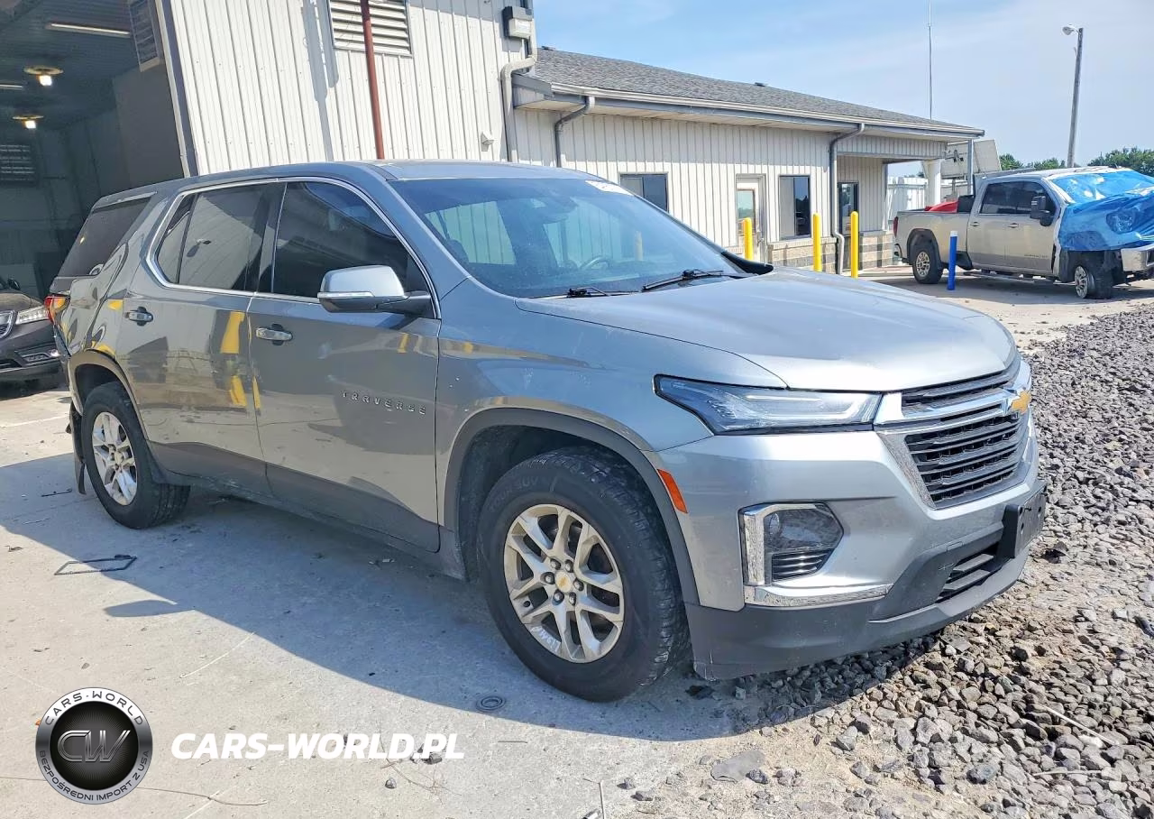 2023 Chevrolet Traverse Ls VIN:1GNERLKW1PJ252723 - 4