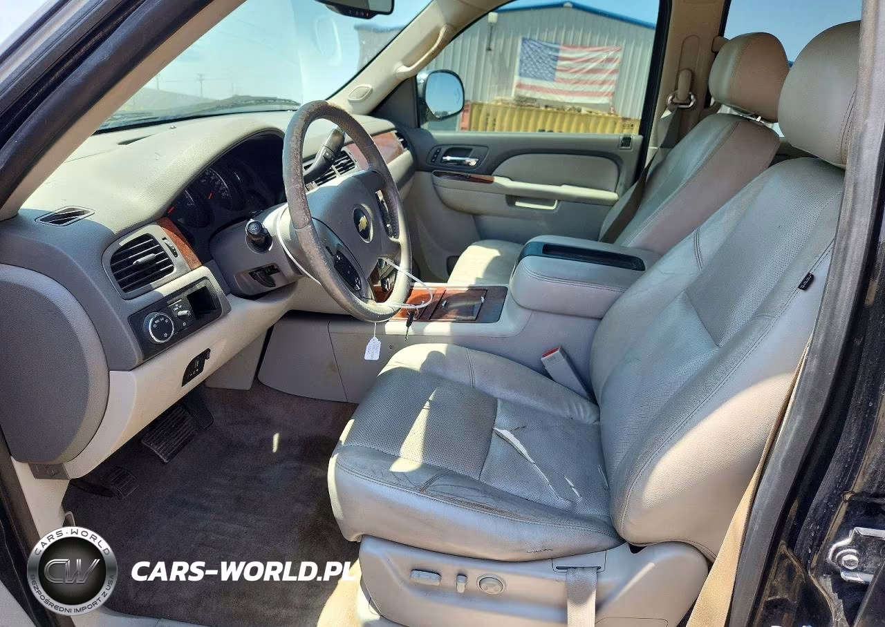 2011 Chevrolet Tahoe C1500 Ltz VIN:1GNSCCE04BR354944 - 7