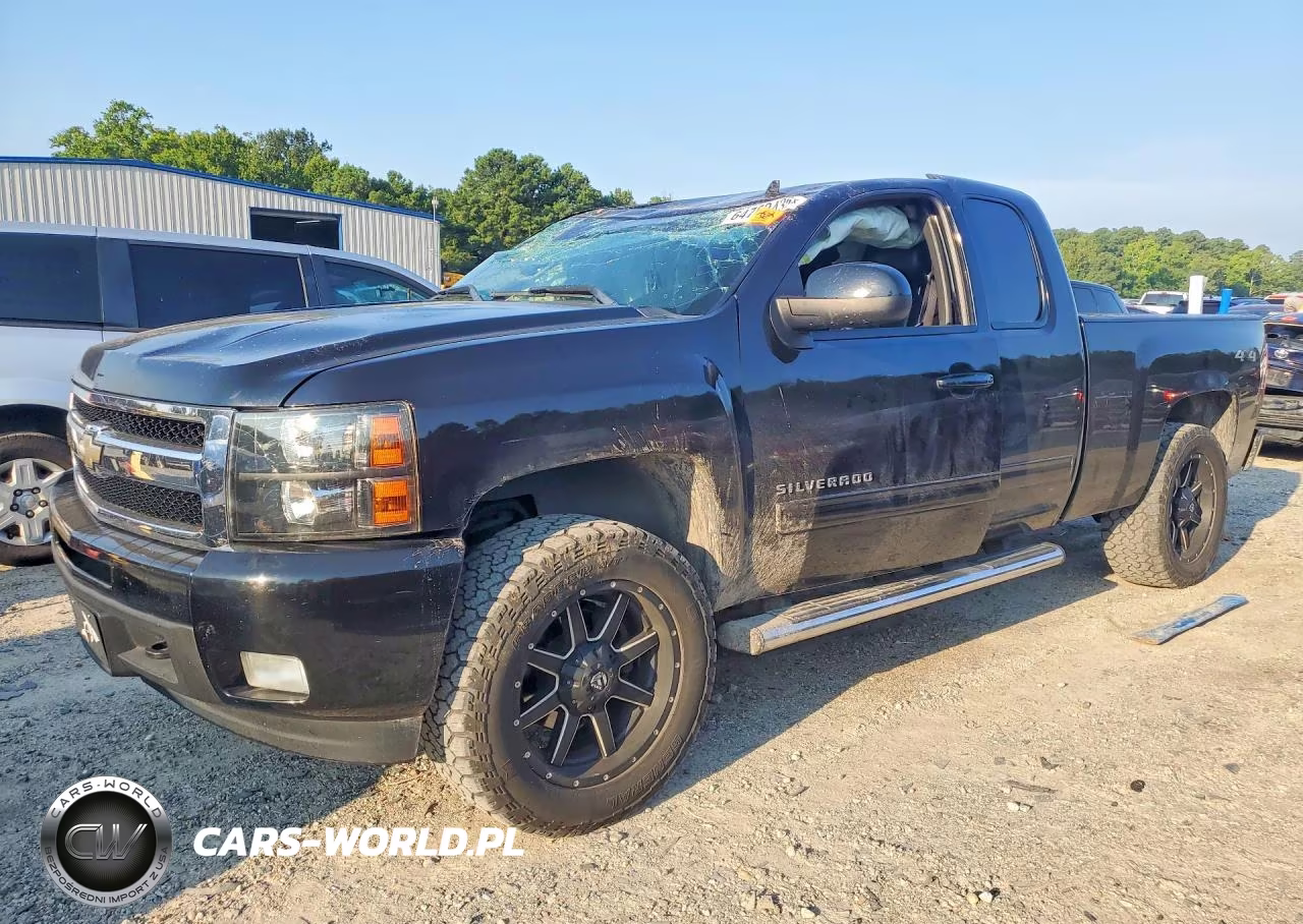 2011 Chevrolet Silverado K1500 Ltz – zdjęcie 1 z 12
