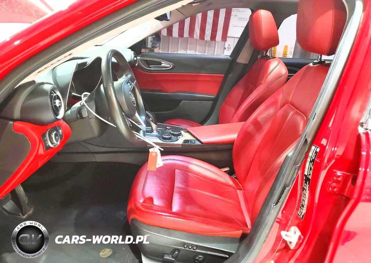 2017 Alfa Romeo Giulia Ti Q4 VIN:ZARFAEEN5H7550795 - 7