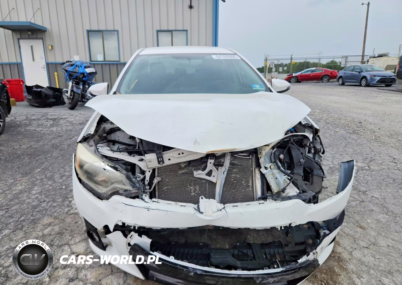 2015 Toyota Corolla S Plus VIN:2T1BURHE2FC275241 - 5