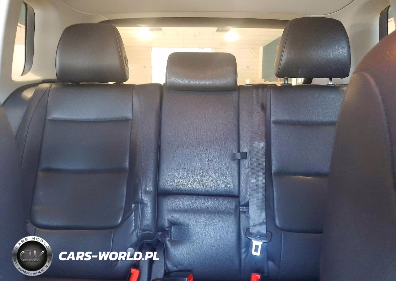 2017 Volkswagen Tiguan S VIN:WVGBV7AX6HK025267 - 10