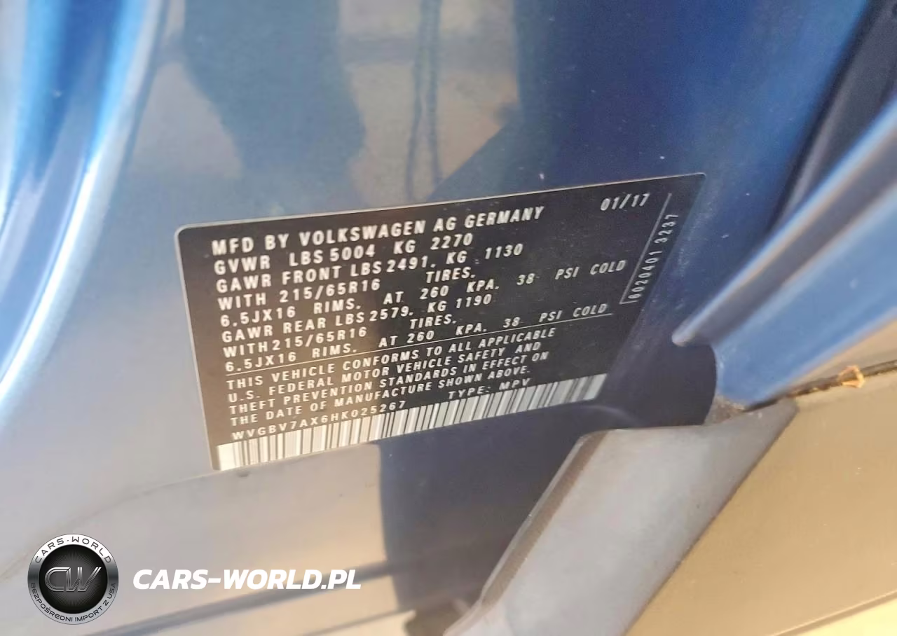 2017 Volkswagen Tiguan S VIN:WVGBV7AX6HK025267 - 13