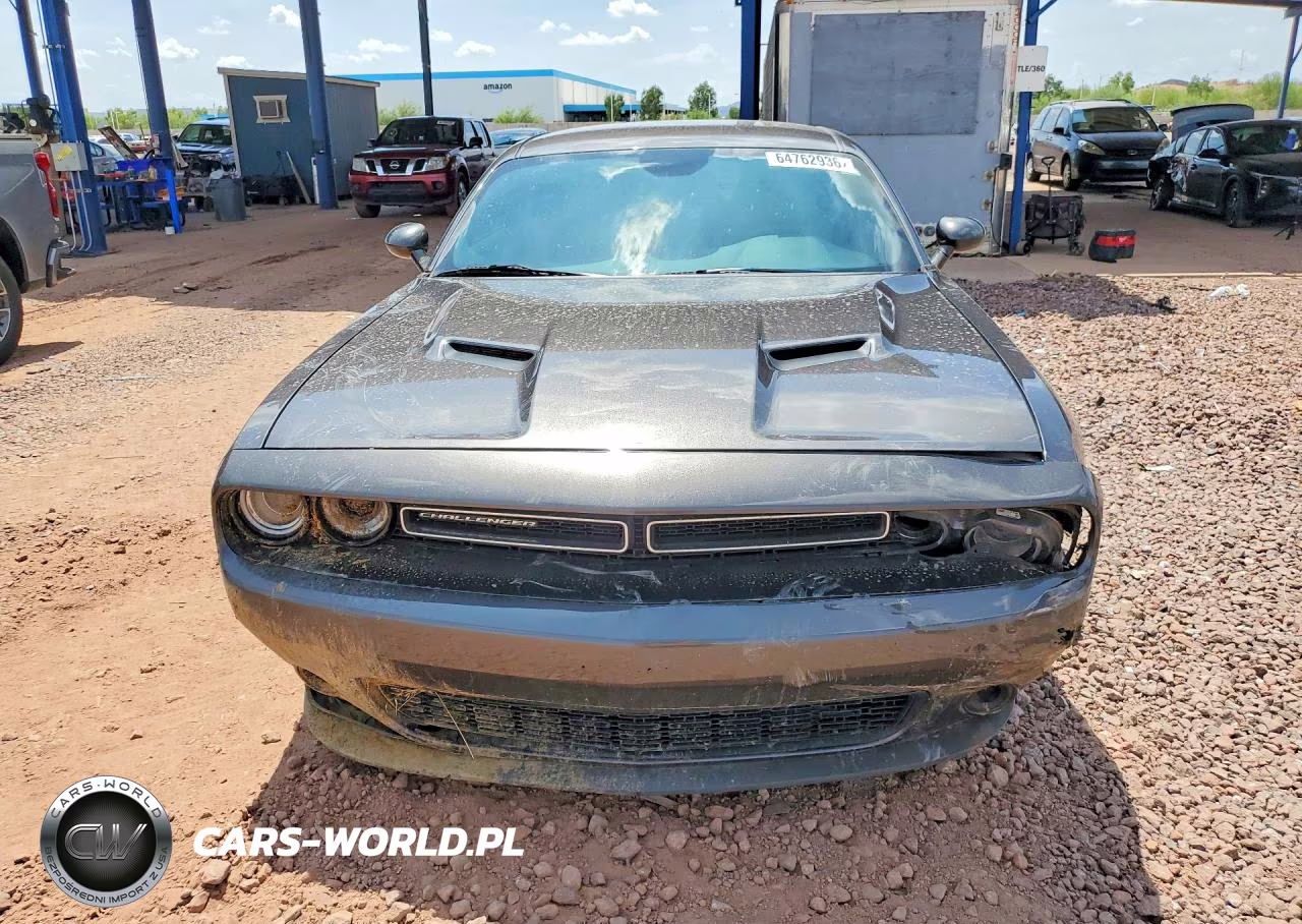 2022 Dodge Challenger Sxt VIN:2C3CDZAG2NH261087 - 5