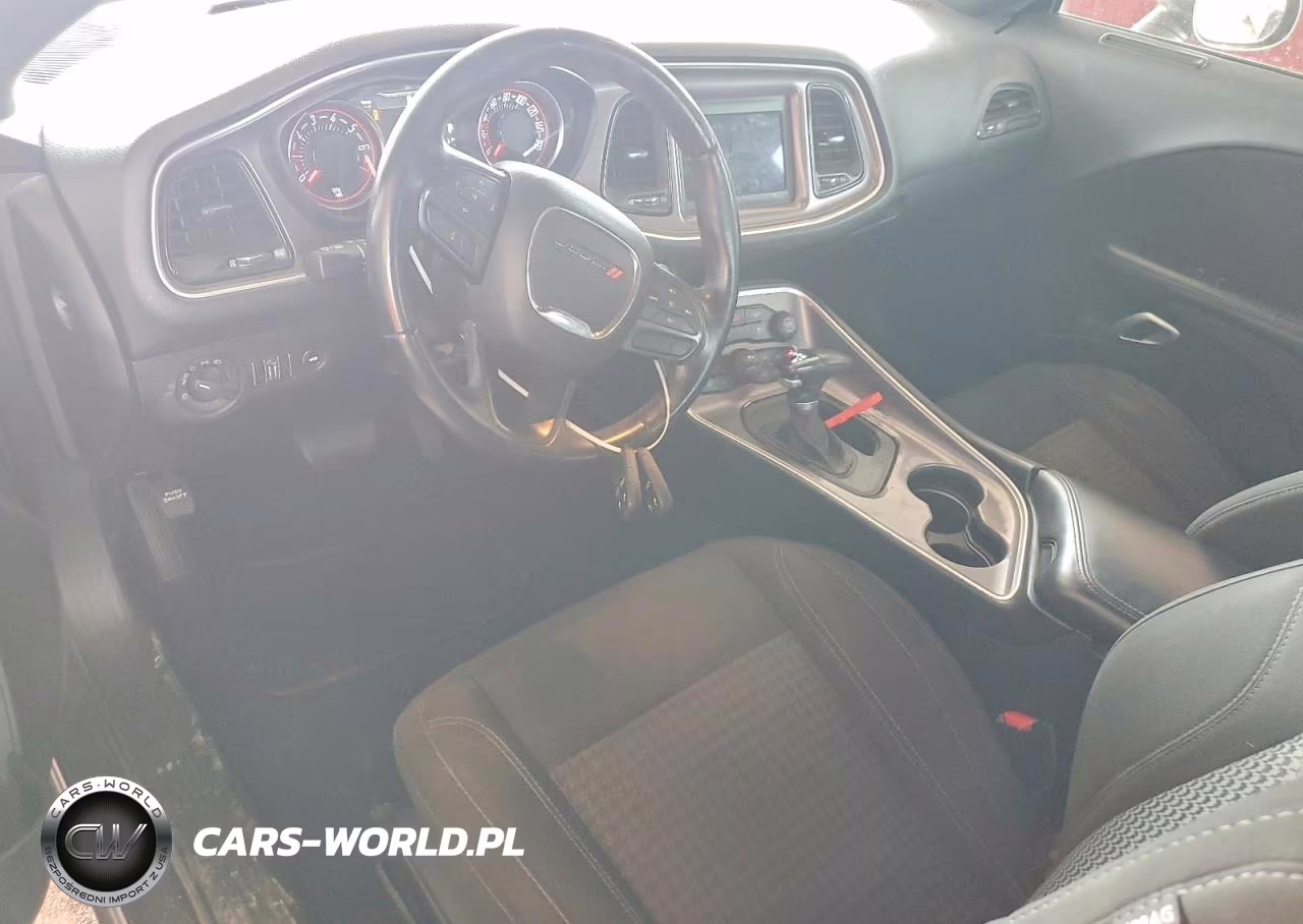 2022 Dodge Challenger Sxt VIN:2C3CDZAG2NH261087 - 8